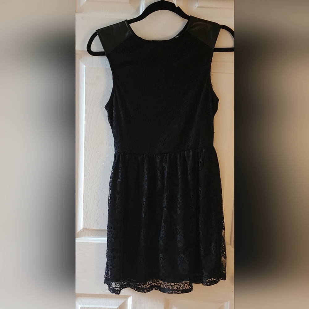 Black lace party dress..size small Mini.